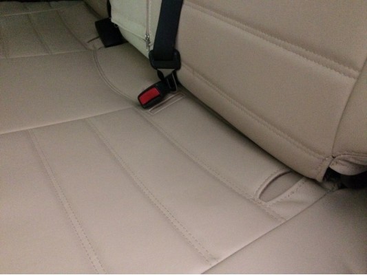 Авточехлы на Mitsubishi Outlander Авточехлы на Mitsubishi Outlander