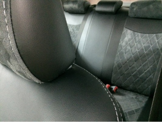 Авточехлы на Toyota Yaris